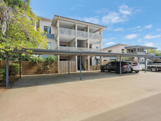 Apartment for sale in Hyde Park, Townsville City