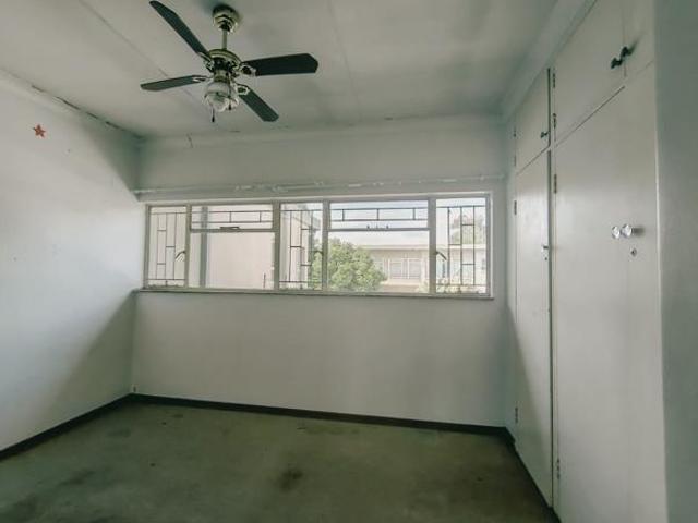 Apartment for sale in Klerksdorp, Matlosana Local Municipality