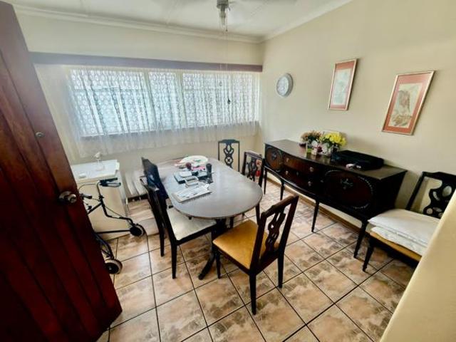 Apartment for sale in Dr Kenneth Kaunda, North West