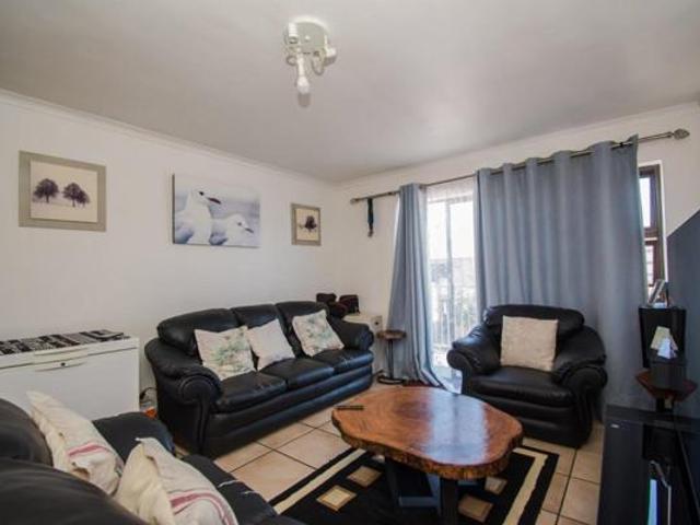 Apartment for sale in Cape Town, Western Cape