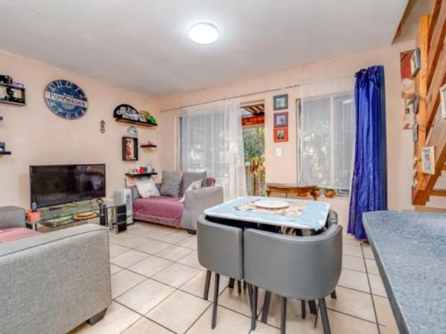 Apartment for sale in Westonaria, Gauteng