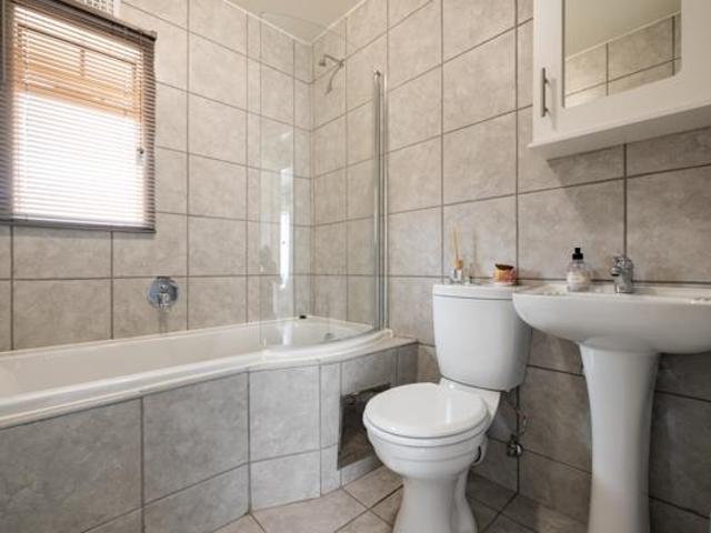 Apartment for rent in Jansenpark, City of Ekurhuleni Metropolitan Municipality