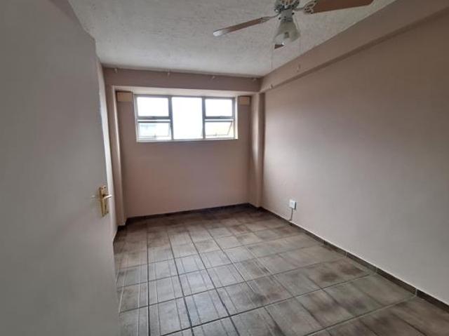 Apartment for rent in Seaview, Kwazulu-natal