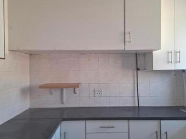 Apartment for rent in Seaview, Kwazulu-natal