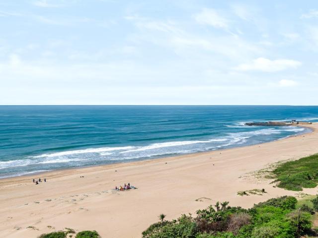 Apartment for sale in Amanzimtoti, KwaMakhutha