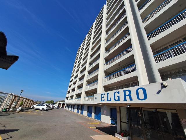 Apartment for sale in Amanzimtoti, Kwazulu-natal