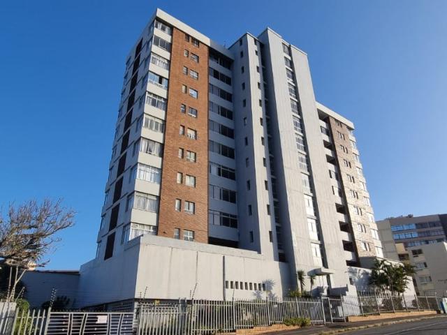 Apartment for sale in Amanzimtoti, Kwazulu-natal