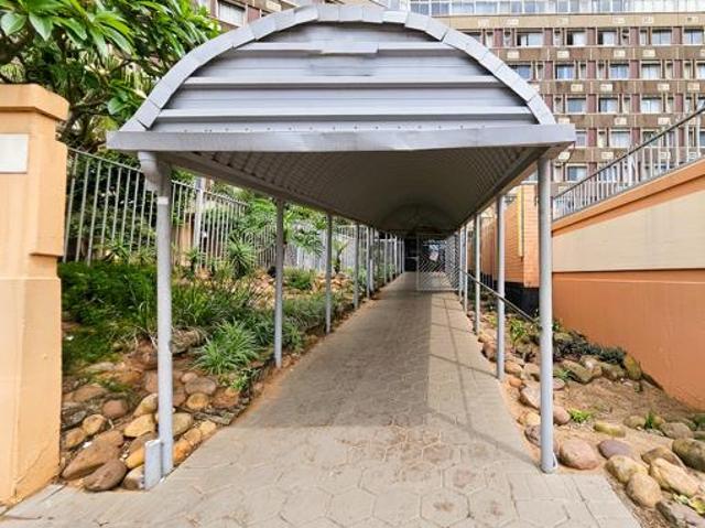 Apartment for rent in Seaview, Kwazulu-natal