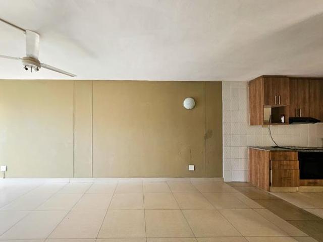 Apartment for rent in Seaview, Kwazulu-natal