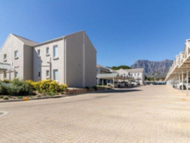 Apartment for rent in Onverwacht, Western Cape