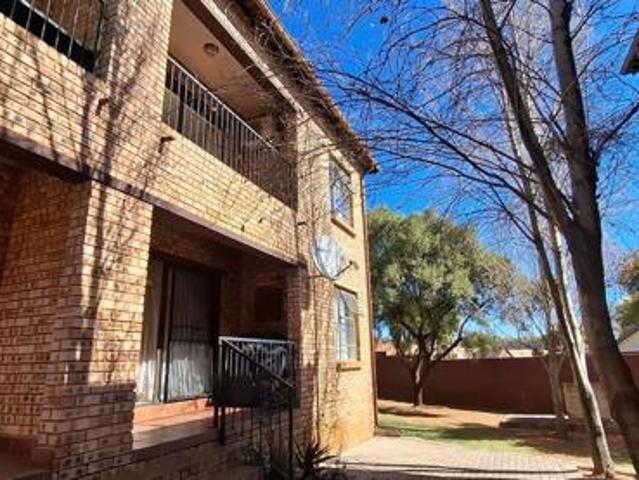 Apartment for sale in Westonaria, Gauteng