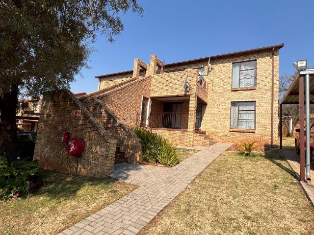 Apartment for sale in Nooitgedacht, Gauteng