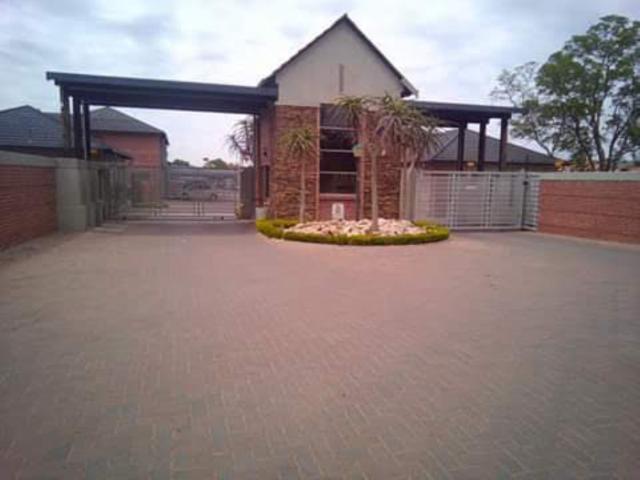 Apartment for sale in Waterkloof, Gauteng