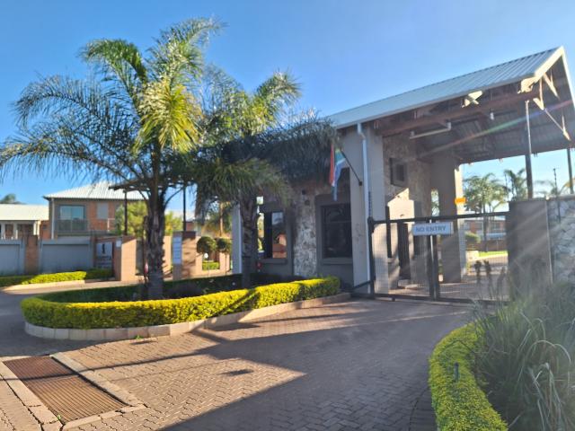 Apartment for sale in Waterkloof, Gauteng