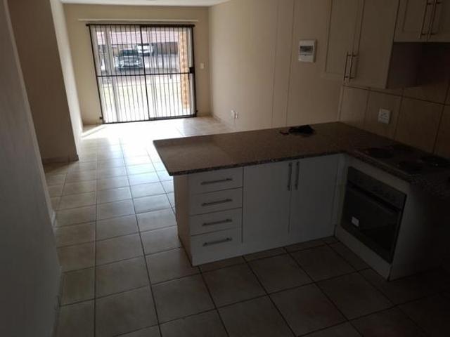 Apartment for rent in Waterkloof, Gauteng