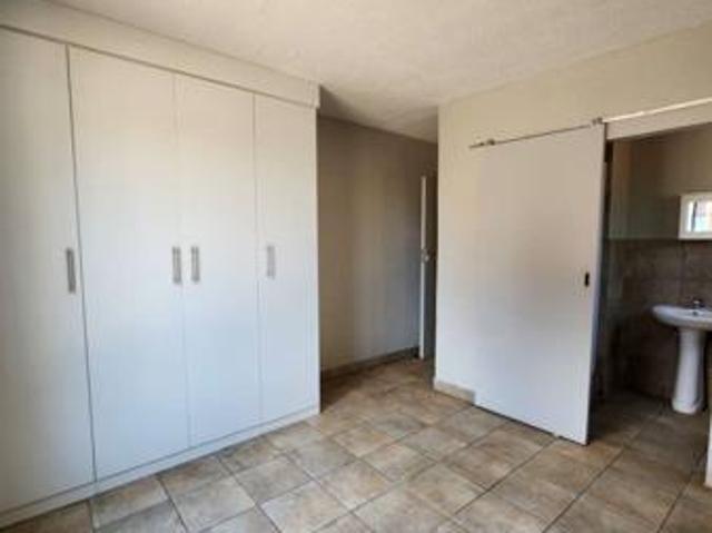 Apartment for rent in Waterkloof, Gauteng