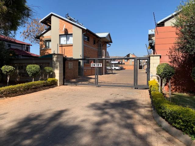 Apartment for rent in Waterkloof, Gauteng