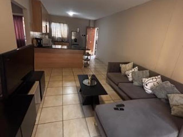 Apartment for rent in Waterkloof, Gauteng