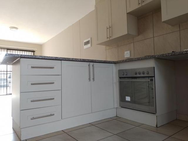 Apartment for rent in Waterkloof, Gauteng