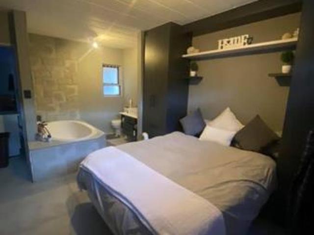 Apartment for sale in Oranjeville, Free State