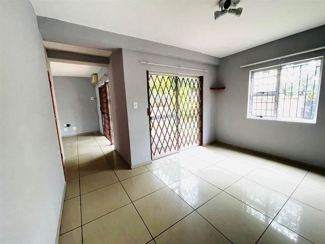 Apartment for sale in UMhlathuze Municipality, Kwazulu-natal