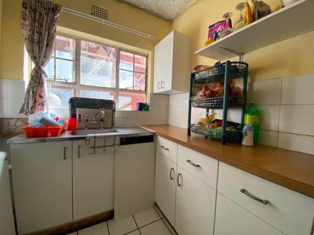 Apartment for rent in Seaview, Kwazulu-natal