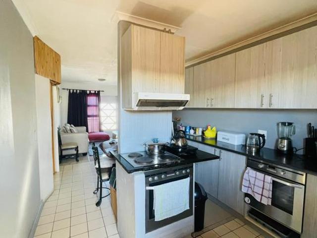 Apartment for sale in Cape Town, Western Cape