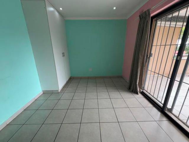 Apartment for rent in Seaview, Kwazulu-natal