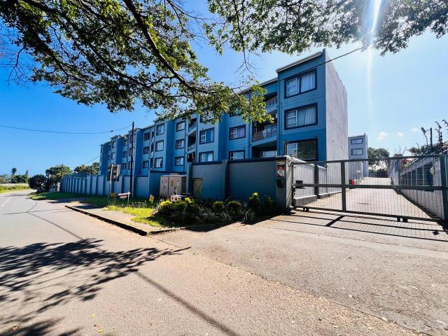 Apartment for sale in Amanzimtoti, Kwazulu-natal