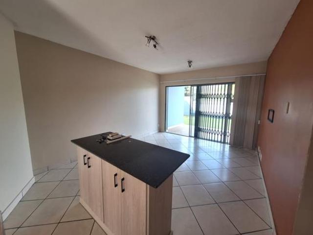 Apartment for rent in Seaview, Kwazulu-natal