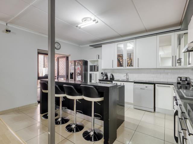 Apartment for sale in Alexandra, Gauteng