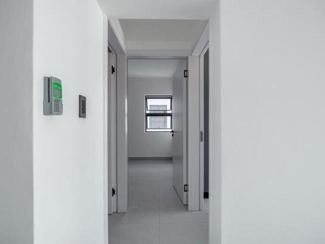 Apartment for rent in Seaview, Kwazulu-natal