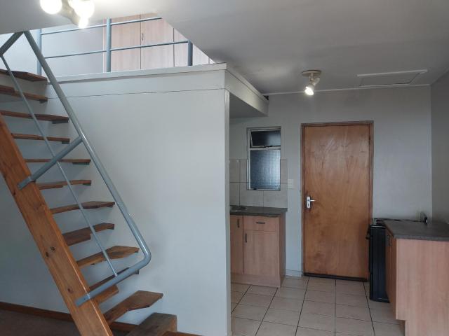 Apartment for sale in Vosloorus, Gauteng