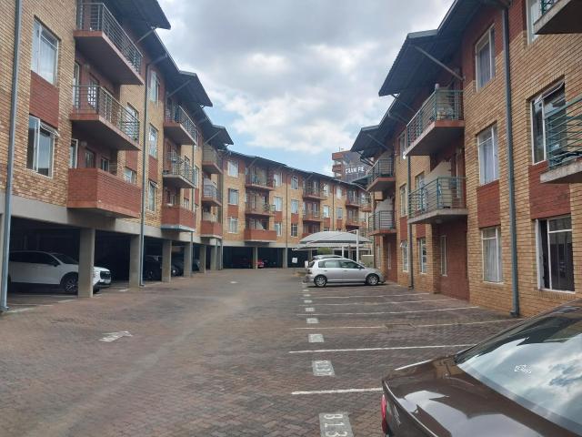 Apartment for sale in Vosloorus, Gauteng