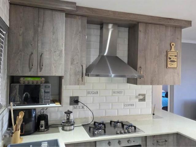 Apartment for sale in Seaview, Kwazulu-natal
