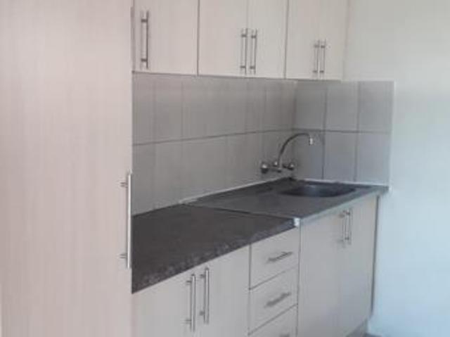 Apartment for rent in Seaview, Kwazulu-natal