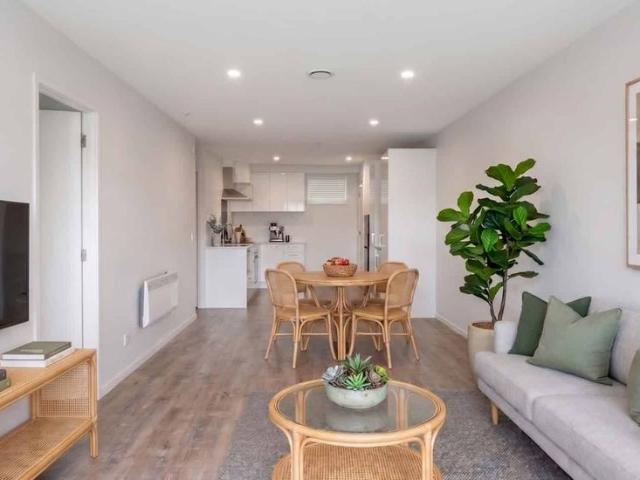 House for rent in Avondale