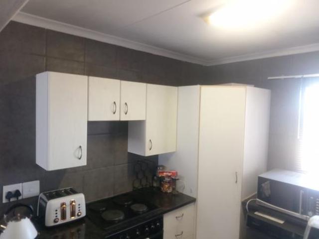 Apartment for sale in Dr Kenneth Kaunda, North West