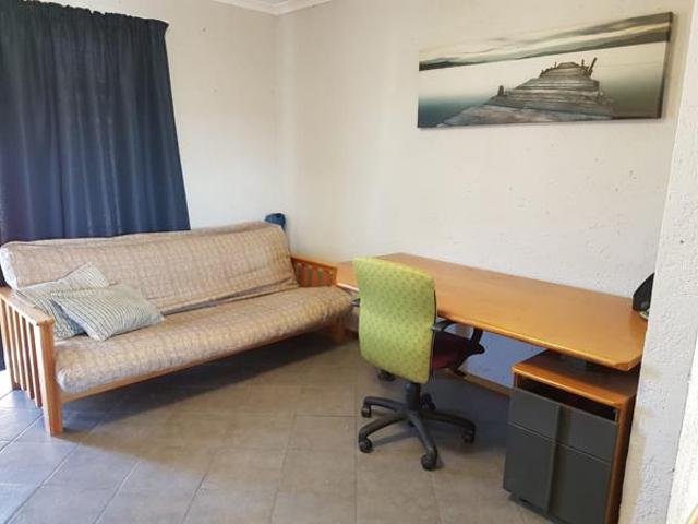Apartment for sale in Dr Kenneth Kaunda, North West