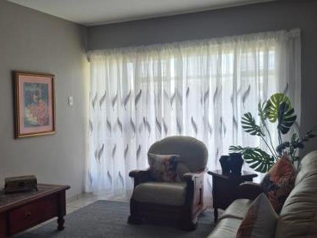 Apartment for sale in Dr Kenneth Kaunda, North West