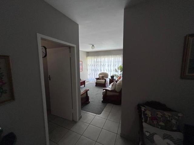 Apartment for sale in Dr Kenneth Kaunda, North West