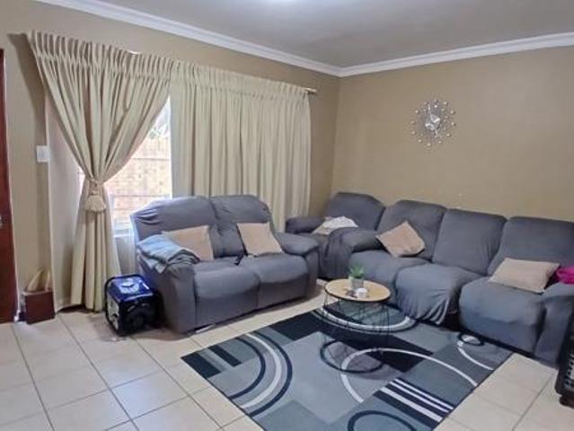 Apartment for sale in Bloemfontein, Free State