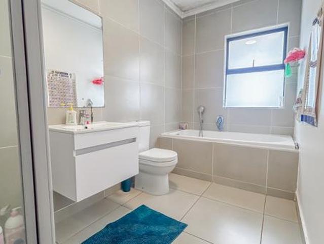 Apartment for sale in Ballito, KwaDukuza Local Municipality