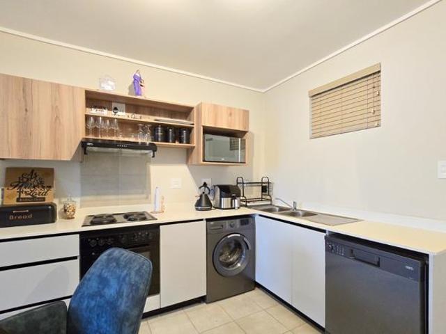 Apartment for sale in Princess Grant, Kwazulu-natal