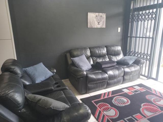 Apartment for rent in Princess Grant, Kwazulu-natal