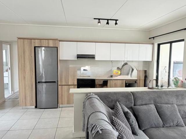 Apartment for sale in Princess Grant, Kwazulu-natal