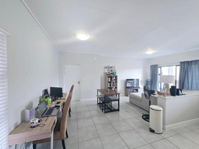 Apartment for rent in Princess Grant, Kwazulu-natal