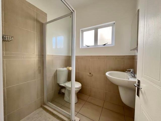 Apartment for rent in Princess Grant, Kwazulu-natal