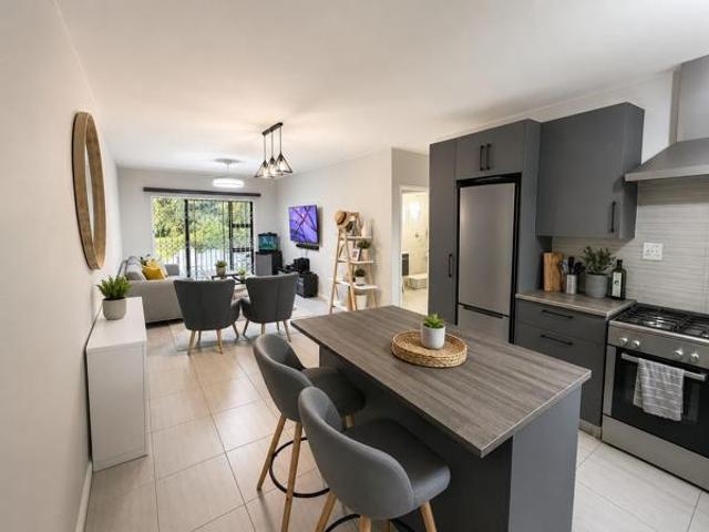 Apartment for sale in Princess Grant, Kwazulu-natal