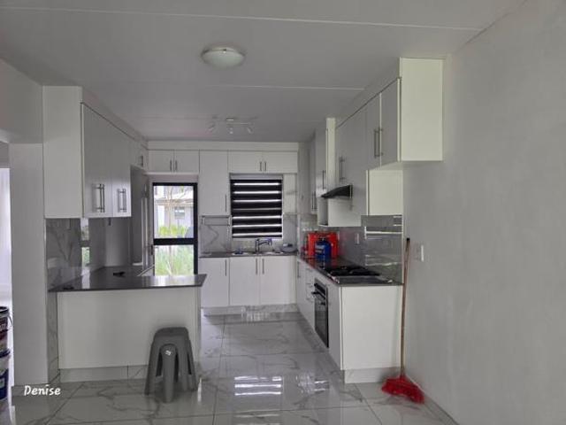 Apartment for rent in Princess Grant, Kwazulu-natal